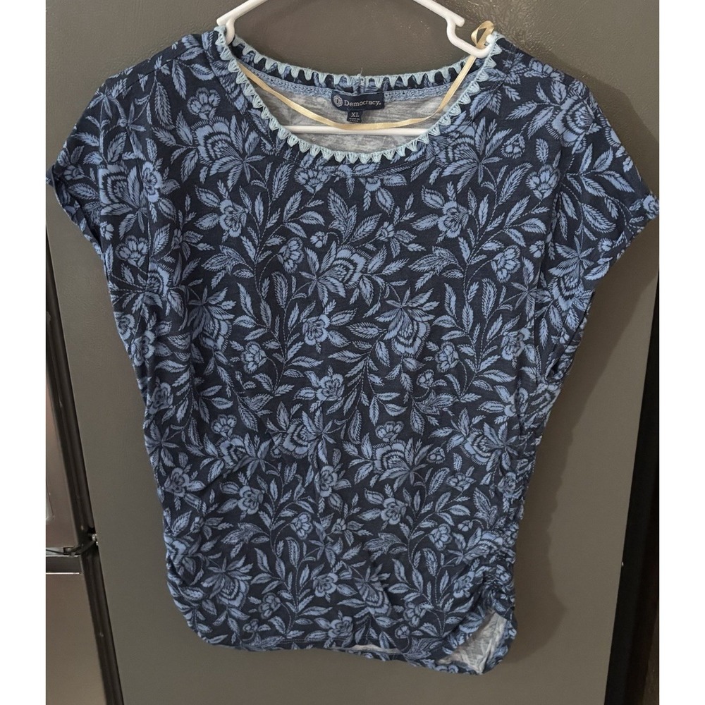 Democracy‎ Top Women's XL Boat Neck Print V-Neck Sleeve Shirt Blue Floral